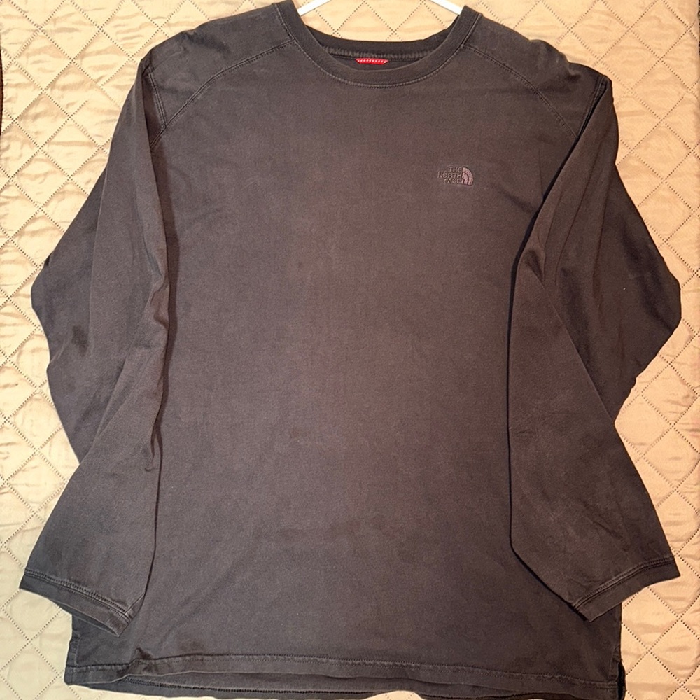 North face. XL Grey long sleeve T shirt.